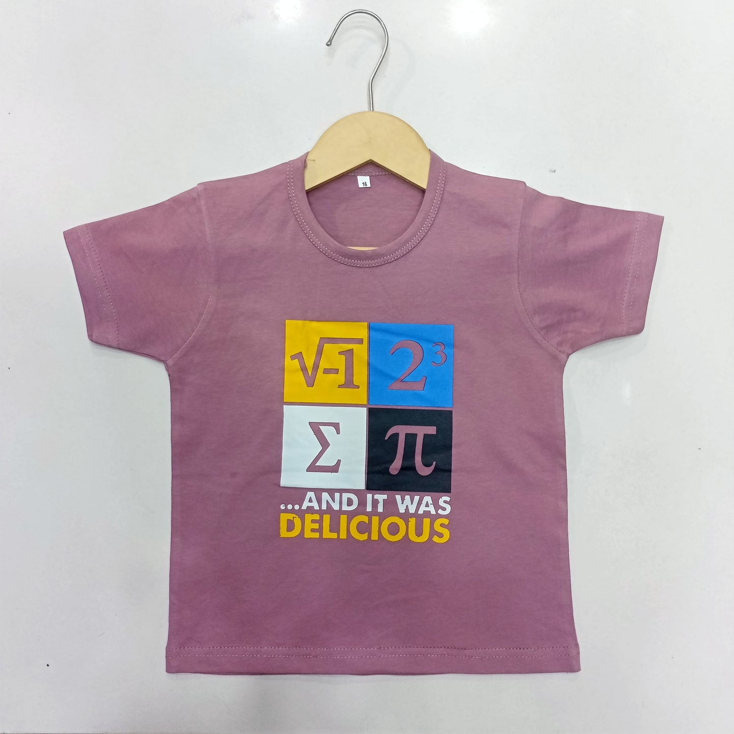 "Taffy £π2³ " Summer Basic Tees