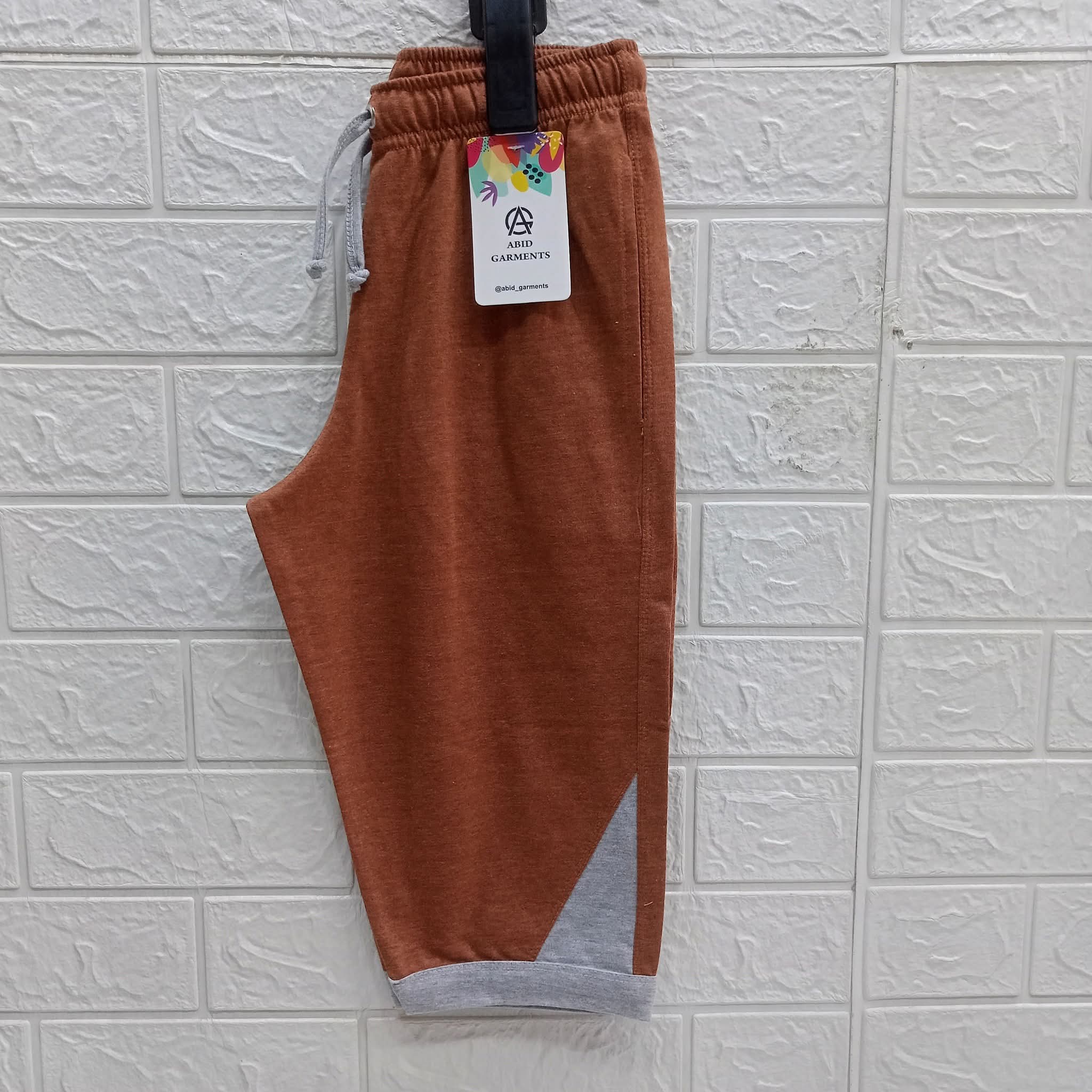 Brown-Basic Three Quarters